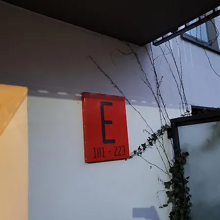 Apartament Bohema Na Szwedzkiej, Metro Warschau Exterior foto